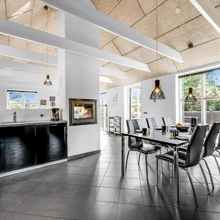 Beautiful With And Sauna, Close To The North Sea And The Center Of Sondervig בית נופש רינגקובינג
