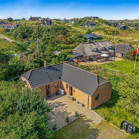 Beautiful With And Sauna, Close To The North Sea And The Center Of Sondervig, Holiday home