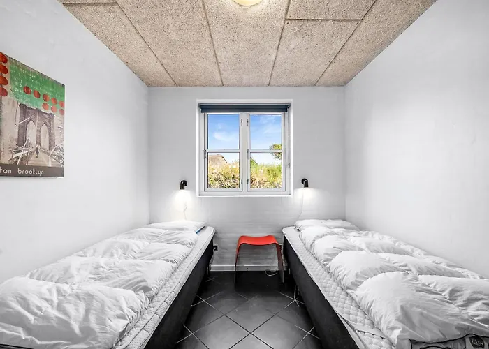 度假居 Beautiful With And Sauna, Close To The North Sea And The Center Of Sondervig 灵克宾