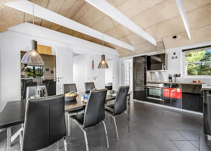 Beautiful With And Sauna, Close To The North Sea And The Center Of Sondervig 度假居 灵克宾