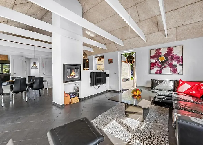 Beautiful With And Sauna, Close To The North Sea And The Center Of Sondervig 度假居 *